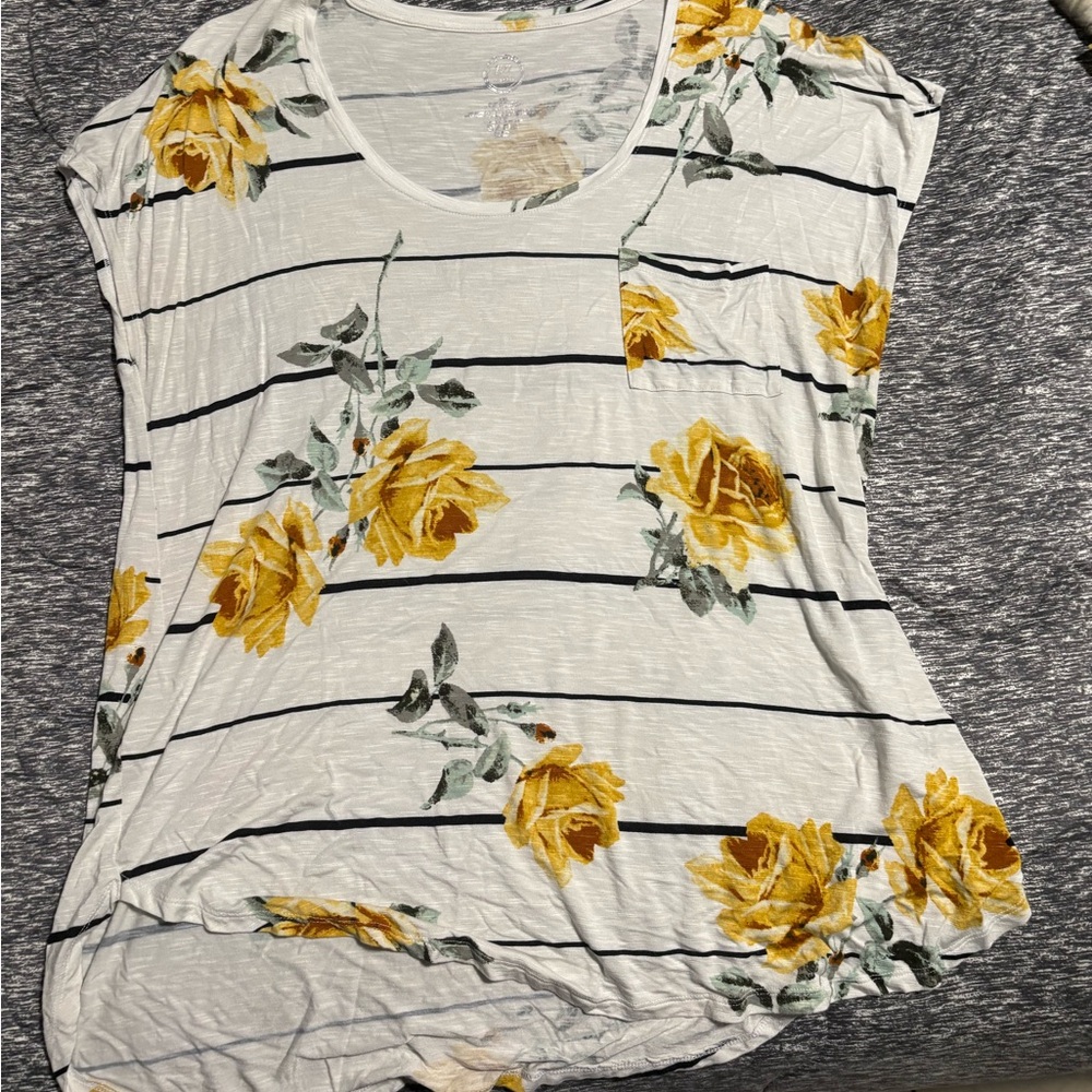 Floral Striped Women's Top - NWOT